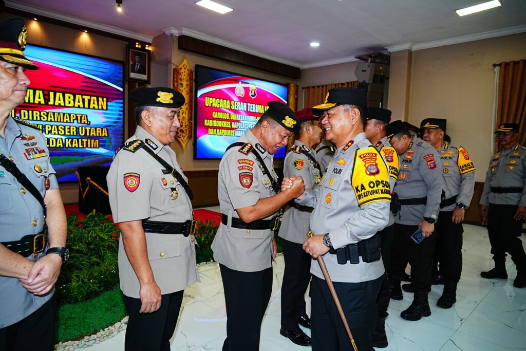 Rotasi Jabatan, Kapolda Pimpin Langsung Sertijab Para Pejabat Utama dan Kapolres Jajaran