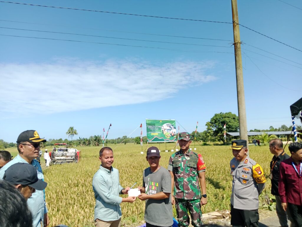 Bulog Barabai Siap Serap 3.200 Ton Gabah Panen Setara Beras di Banua Enam, Riza: HPP Rp6.500/kg