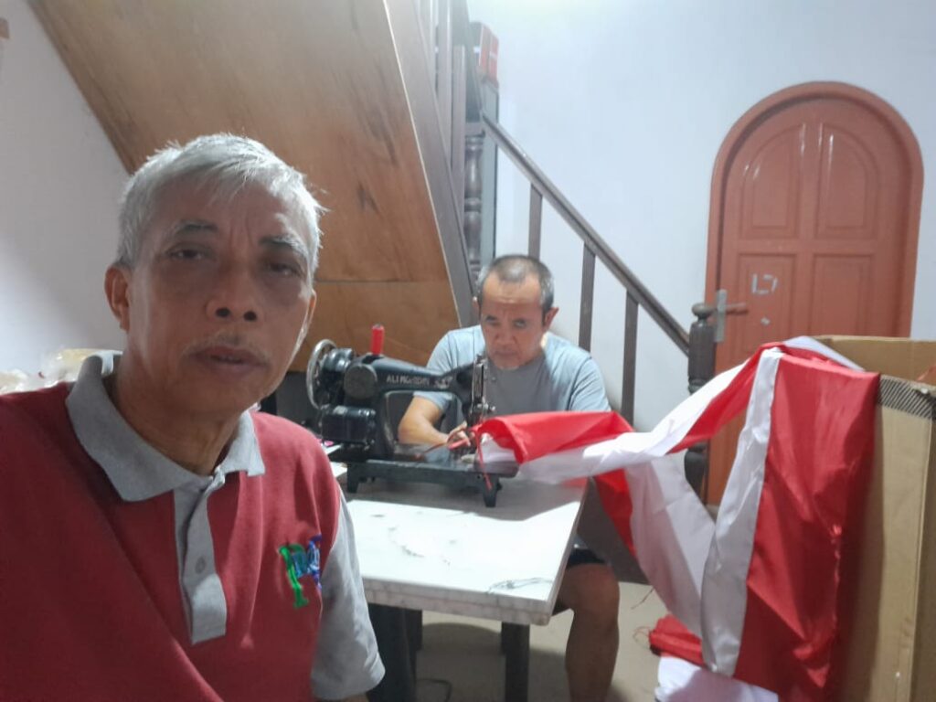 Bendera Merah Putih Sepanjang 1500 Meter Selesai Dijahit, Siap Dibentangkan
