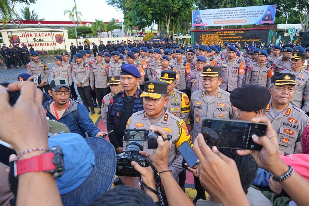 Polda Kaltim Kirim 100 Personel Brimob BKO ke Aceh untuk Misi Kemanusiaan