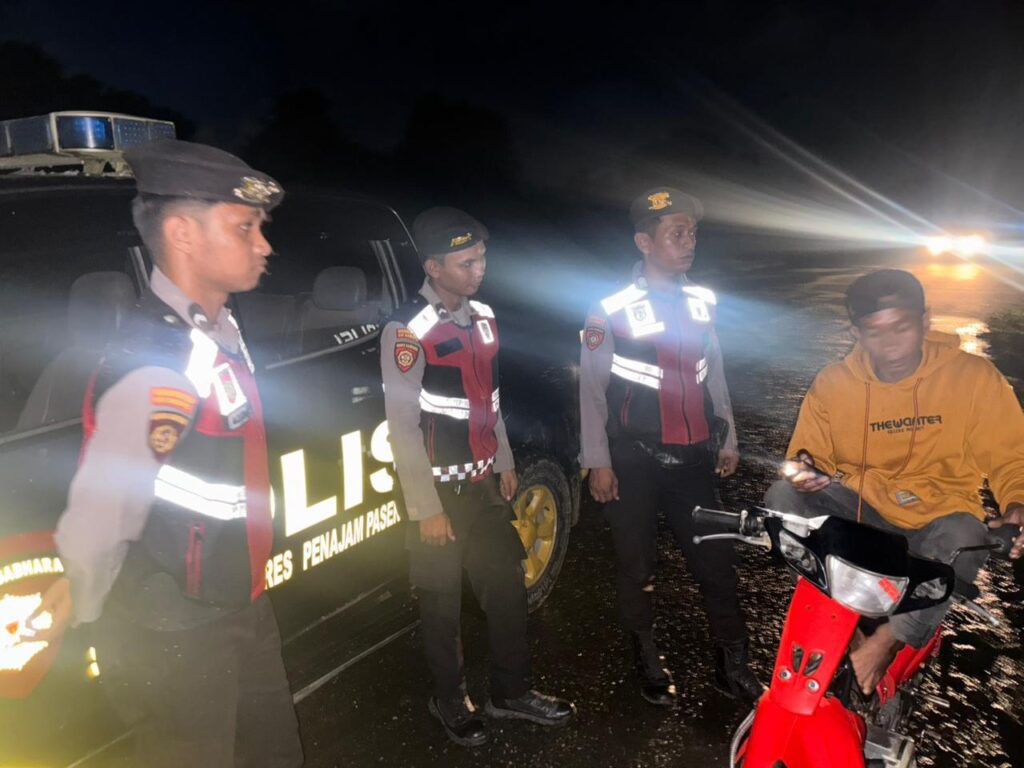 Sat Samapta Polres PPU Intensifkan Patroli Poskamling, Perkuat Sinergi Jaga Kamtibmas