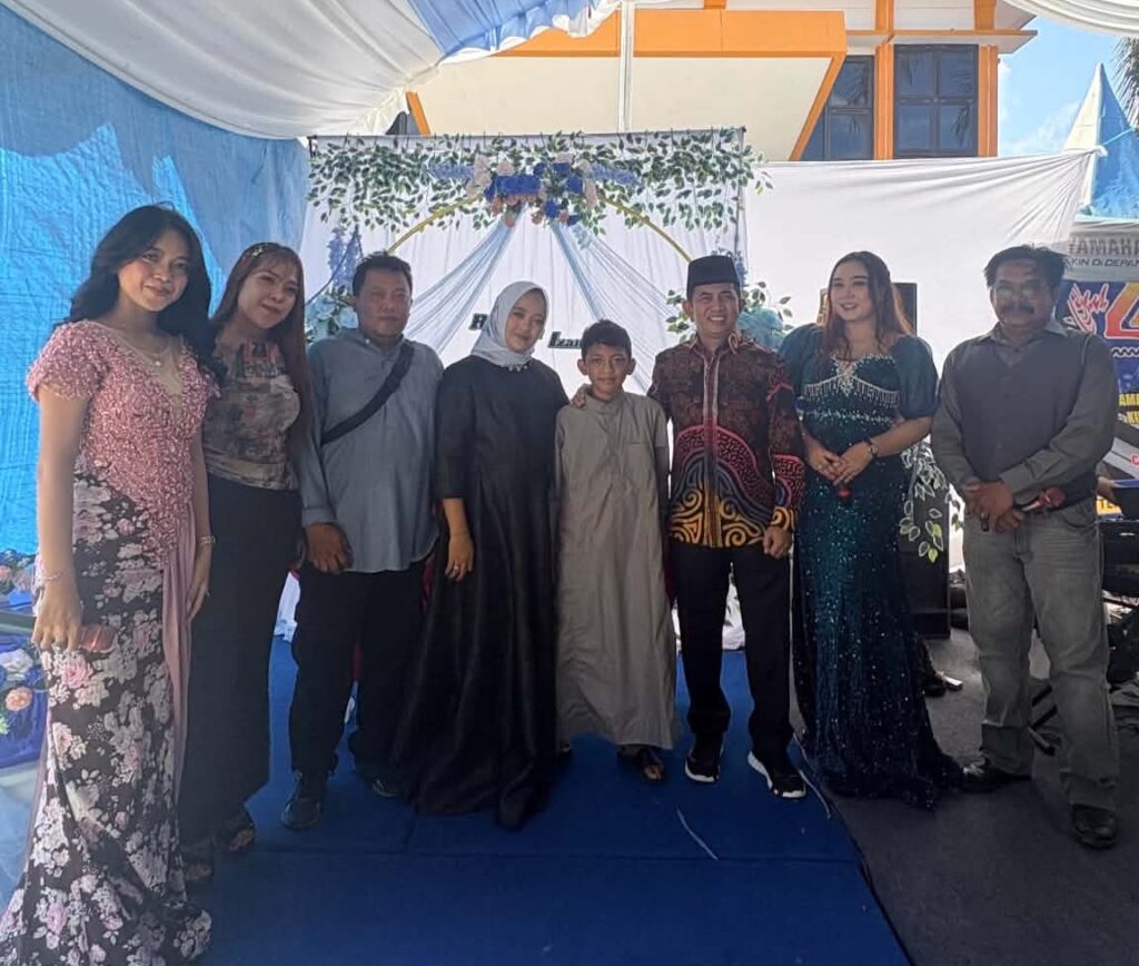 Wali Kota dan Wakil Wali Kota Balikpapan Hadiri Syukuran Khitanan Warga Rafa Zul Izam