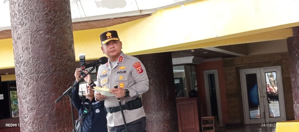 Kapolda Kaltim Lepas 190 Personel Brimob BKO ke Kalimantan Barat Tangani Karhutla