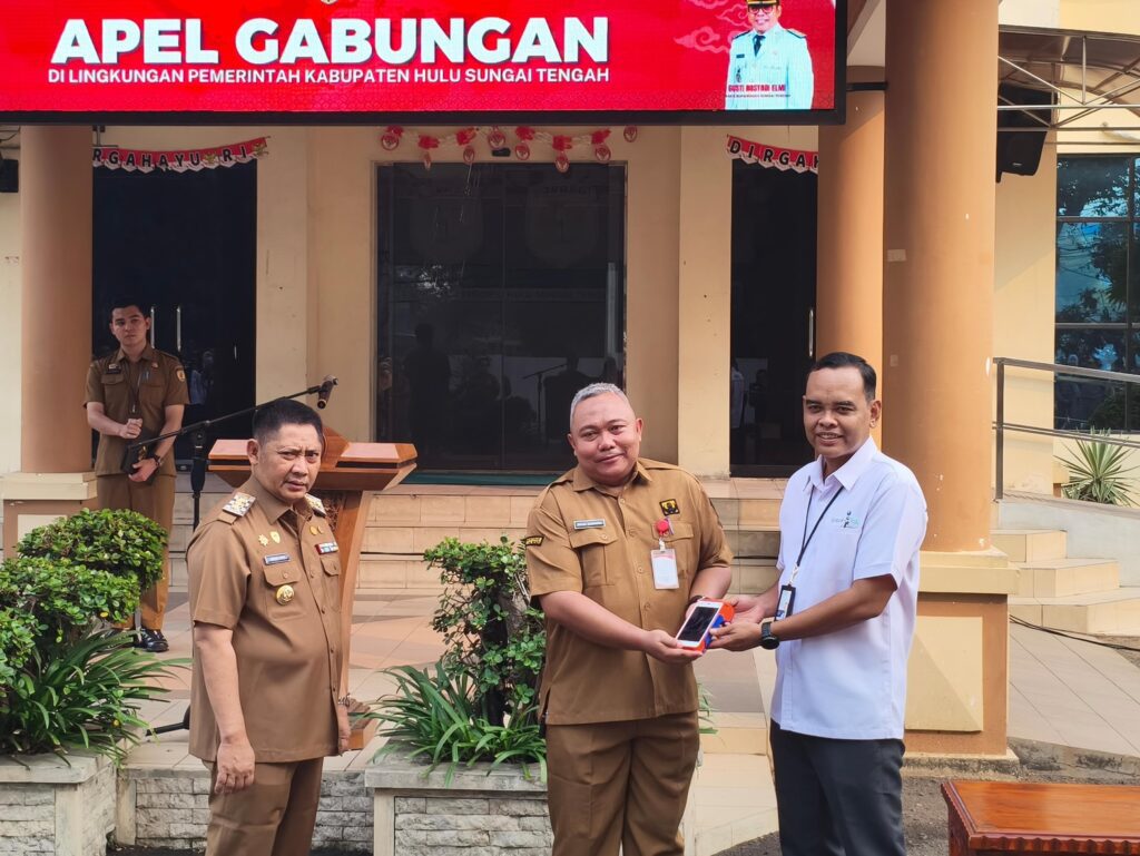 Digitalisasi Transaksi Pasar, Pemkab HST Gandeng Bank Kalsel Salurkan Smart EDC